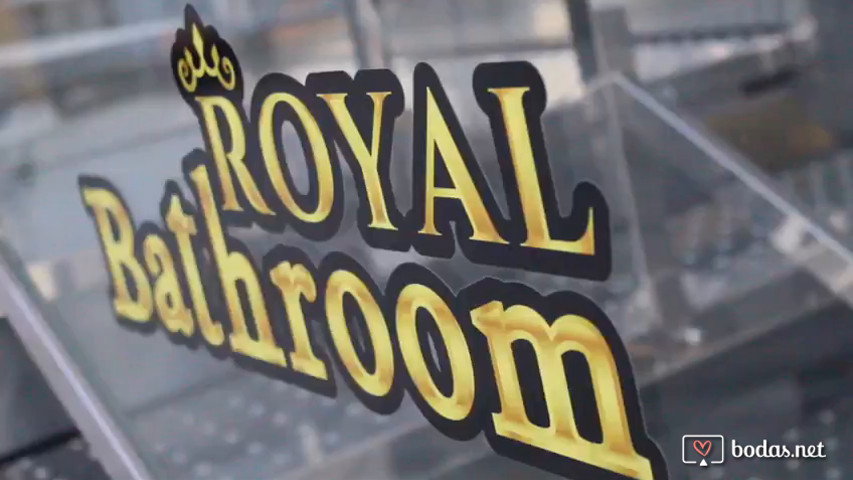 Royal bathroom