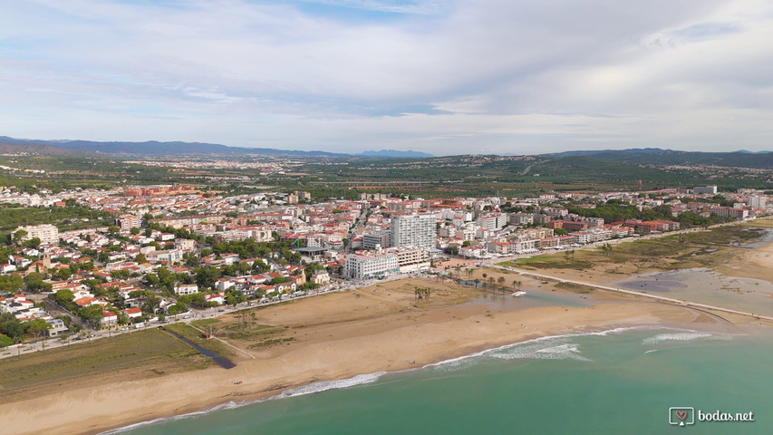  Exclusivo Espacio para Bodas en Comarruga, Tarragona – Celebra tu Día Especial en un Entorno Único 