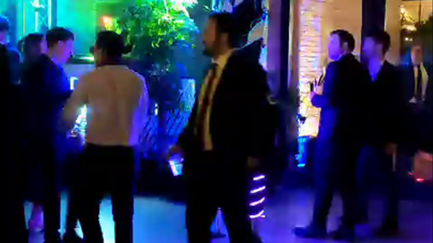 Zancos y show