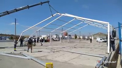 Montaje de estructura de carpa