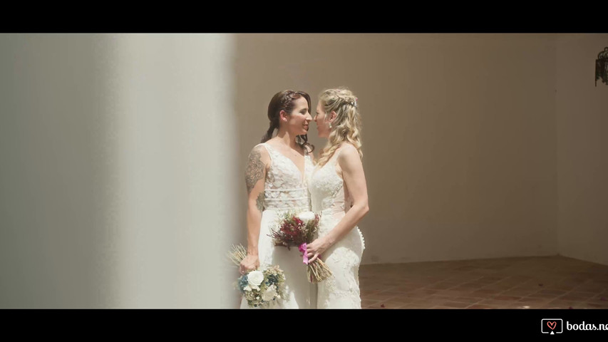 Maricruz + Ana
