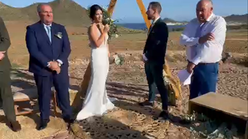 Cante de la novia hacia el novio en la ceremonia