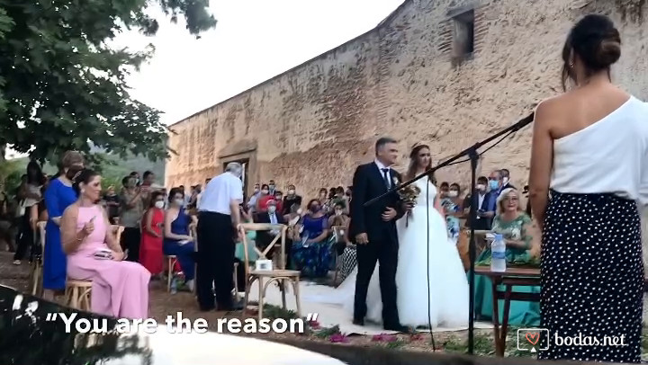 Llegada de los novios