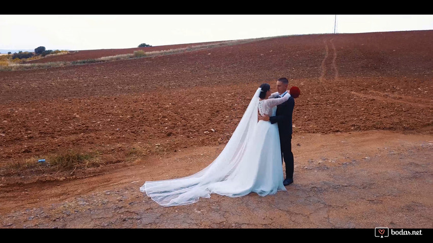 Teaser de Inmaculada & David