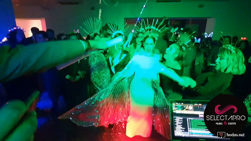 SelectaPro | DJ Bodas Sevilla | DJ Animador