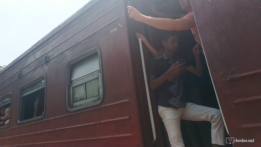  EL TREN DE ELA, SRYLANKA