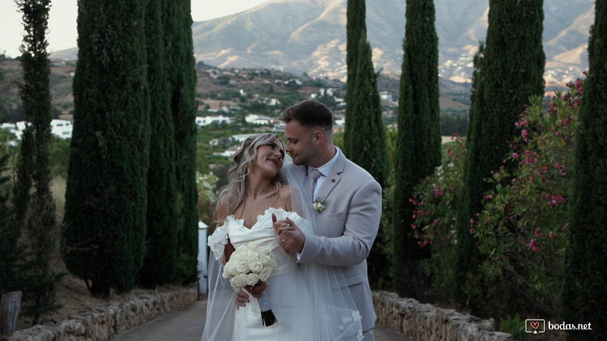 Trailer Kellie y Ryan 