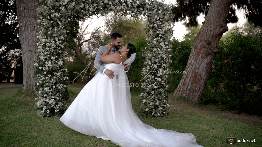 Trailer Alba y Adrian 