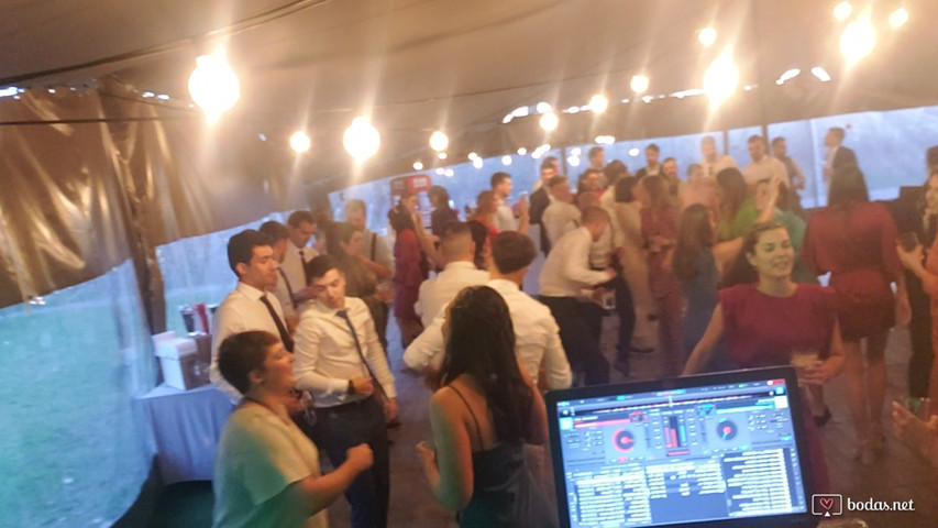 Angel Etxebeste dj