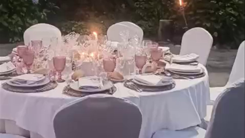 Banquete en Jardín