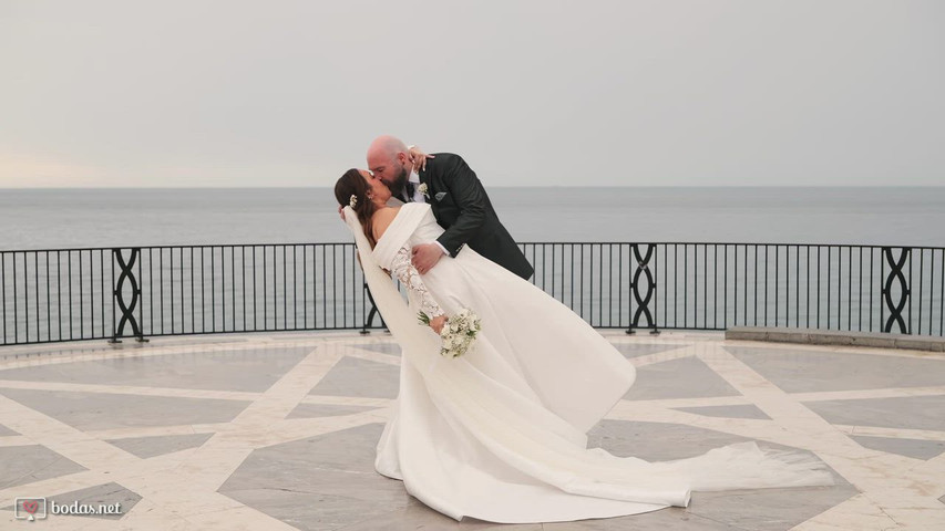 Trailer Postboda Rafael & Marta en Nerja y Balcón de Europa