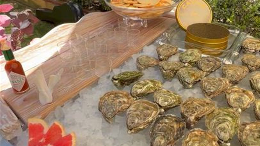 Córner de ostras con caviar 