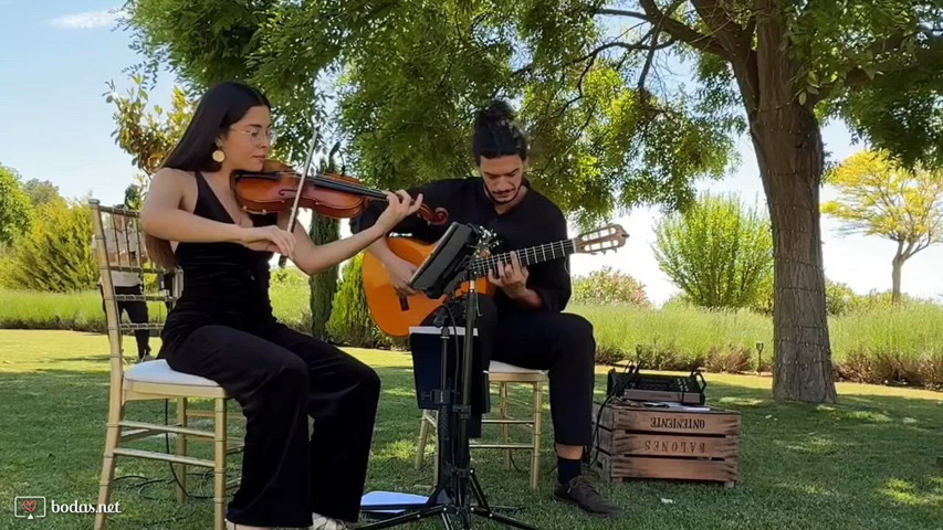Me quedo contigo - Los Chunguitos