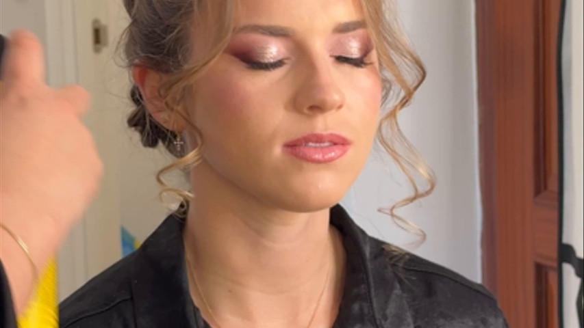 Make -up