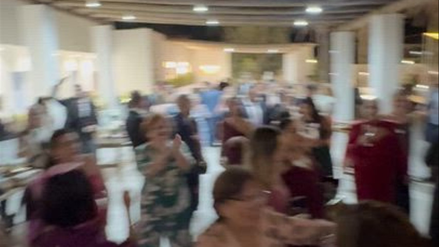 Cantando Capaz Modo Cóctel. Con Odysea