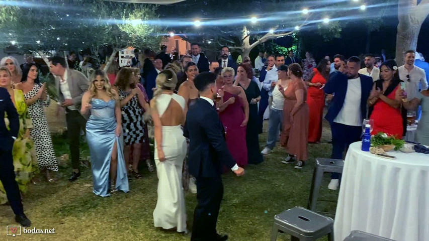 Cóctel que se convierte en fiesta
