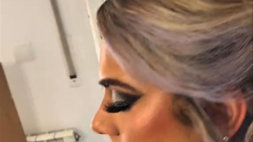 Maquillaje y peinado