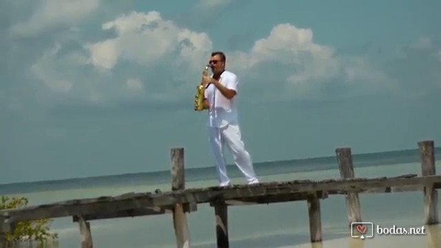 Raúl Martínez Saxophone