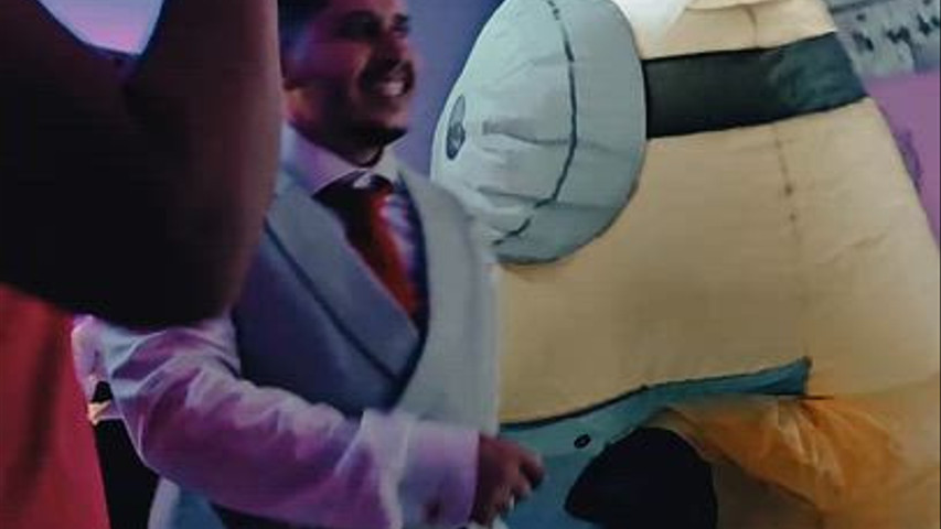 Hora loca con Robot Led