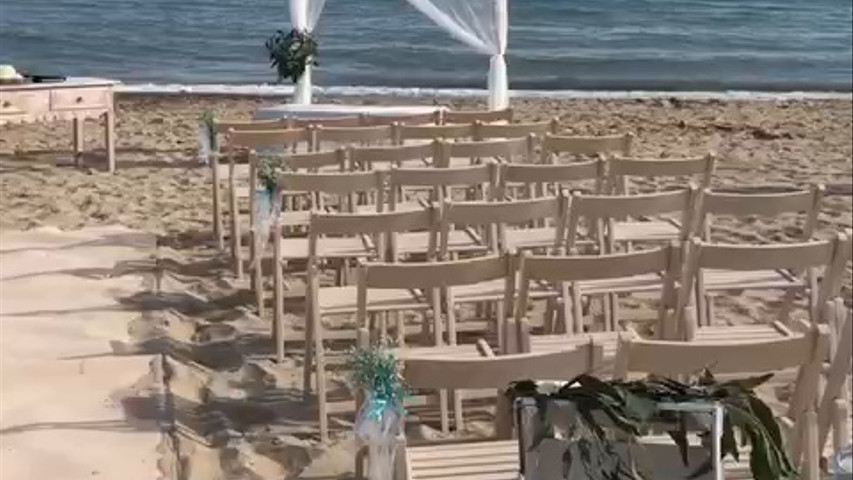 Ceremonia en la playa de Cambrils