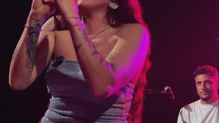 Laura Santos