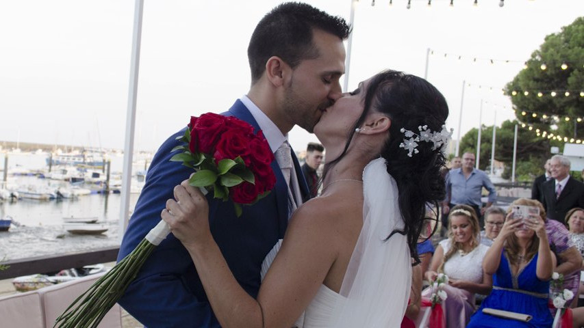 Vídeo con fotos de la boda.