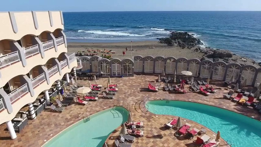 San Agustin Beach Club con dron