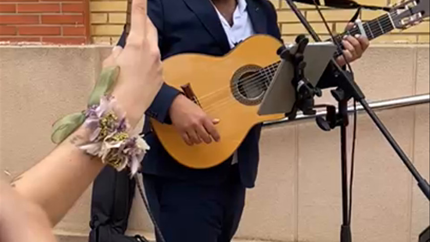 Salida de los novios 