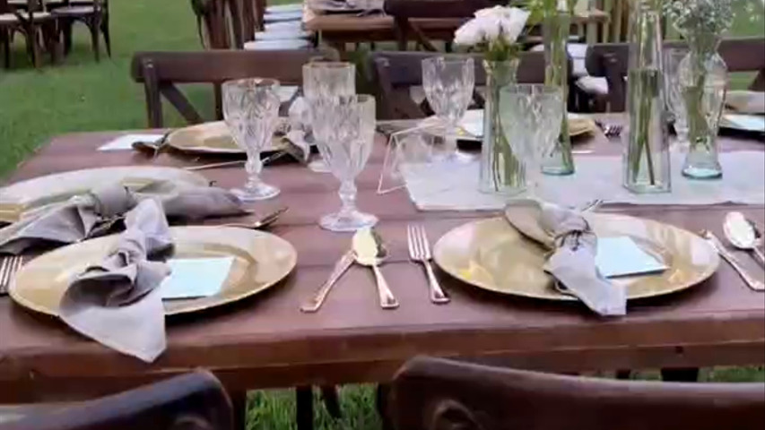 Bodas al Aire Libre en Césped 