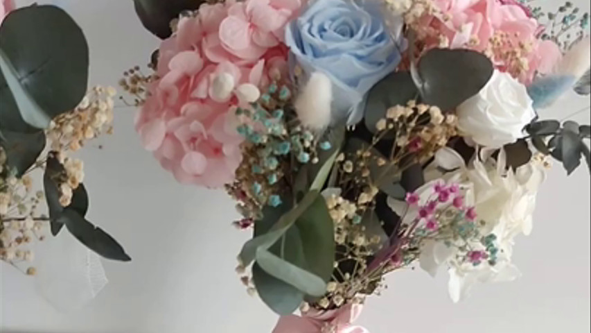 Conjunto de ramo con réplicas