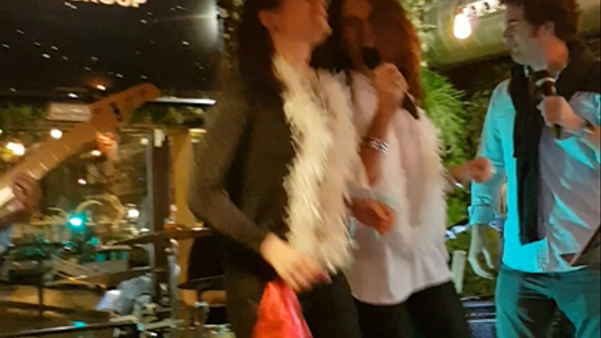 Karaoke con banda en directo