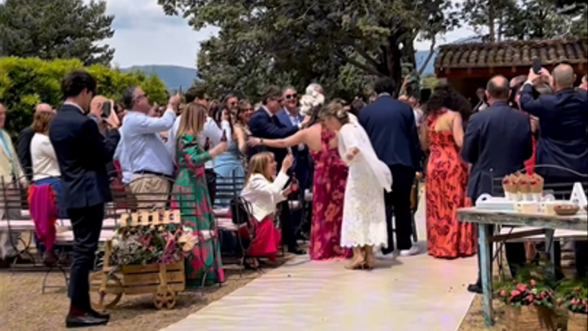  25 años de amor, una vida juntos y un día para celebrarlo como se merece 
