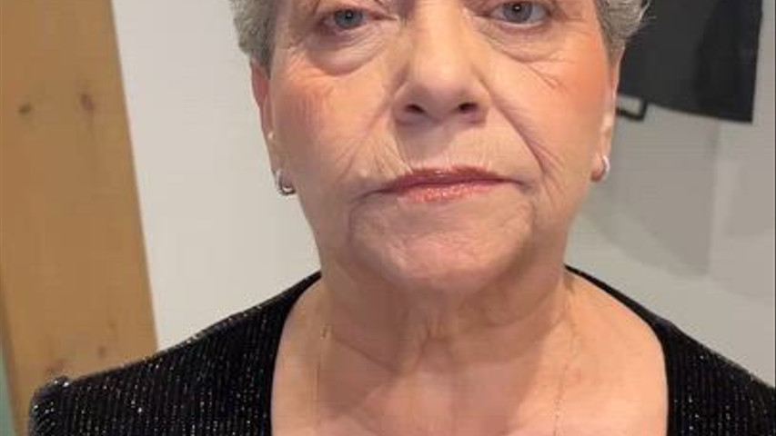 Abuela del novio 