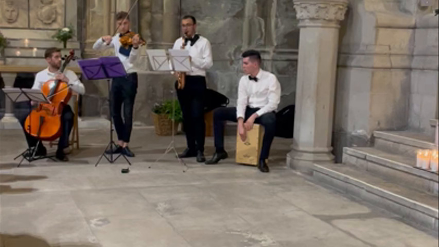 Hallelujah - Leonard Cohen (en evento) - StreetWinds