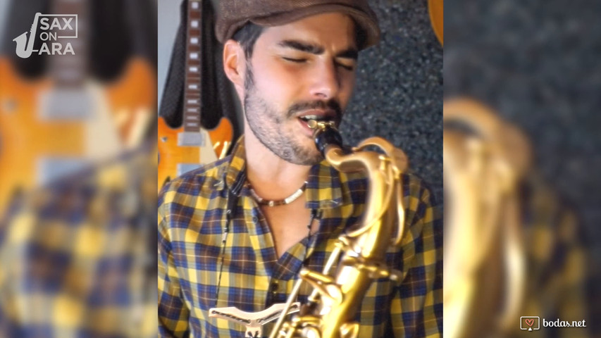 Saxofonista en Girona