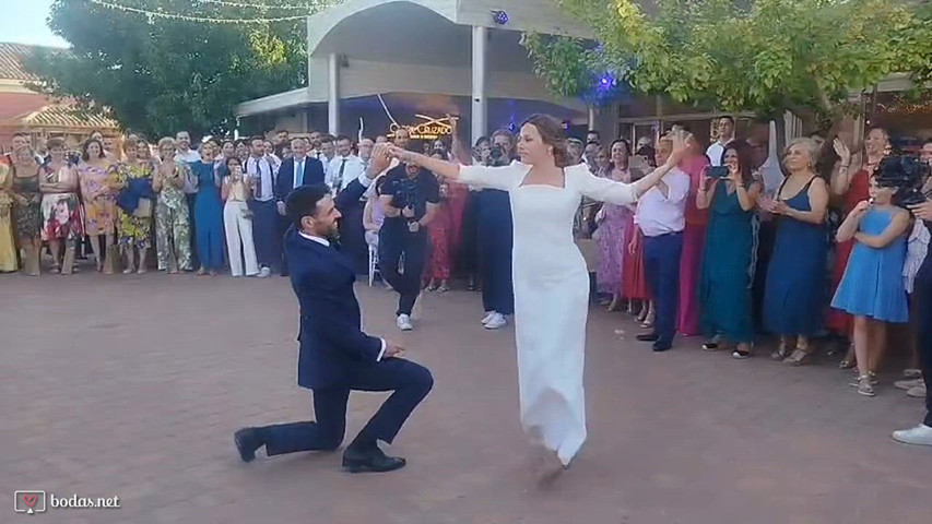 Vals + Bachata: Ambrosio y Marta 