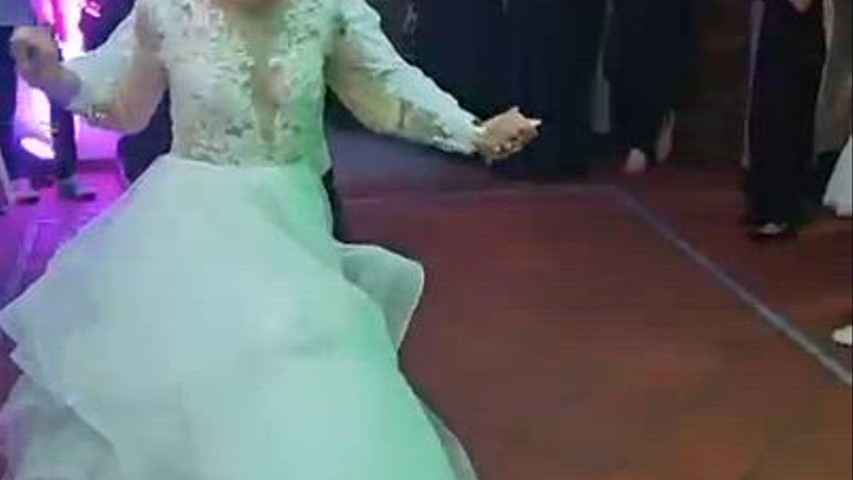 vals: Lidia + Asier