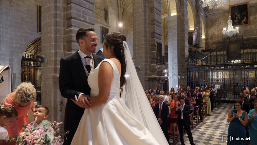 Ana & Víctor (resumen)