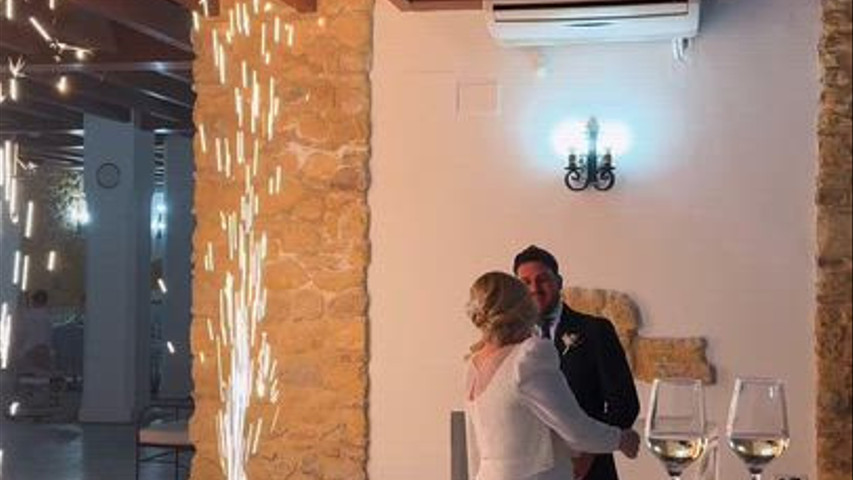 Entrada FUEGO FRÍO novios a banquete