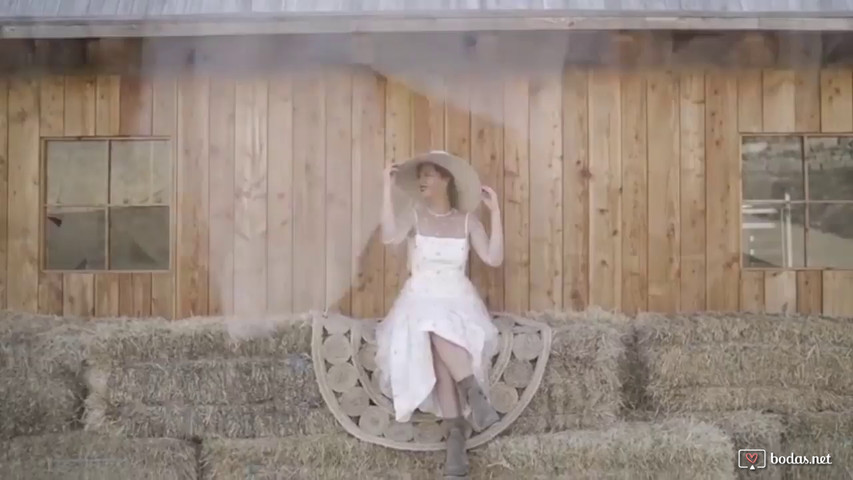 Boda en un granero por Beatriz Mendiola WP