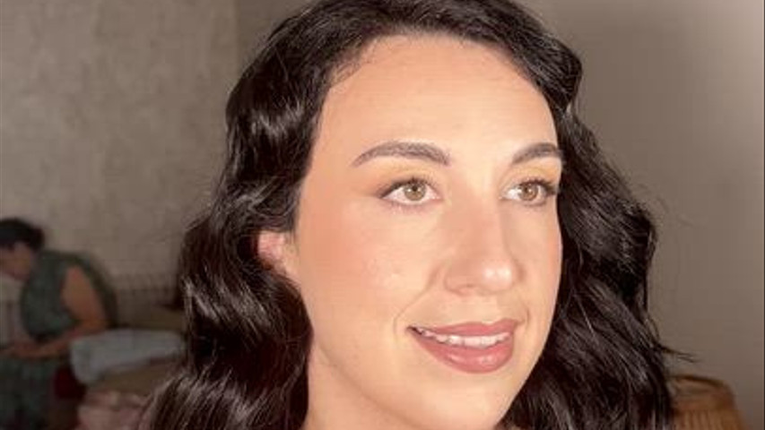 Maquillaje y peinado de novia
