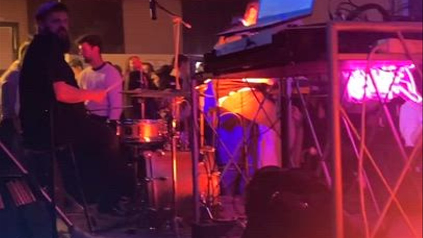 Sonido para grupos en directo