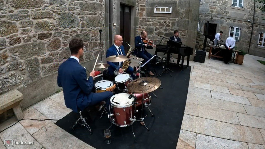 APERITIVOS- I'm still standing - Pazo da Toxeirina 
