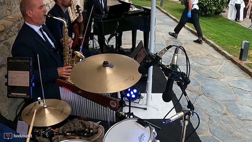 Musicglam directo desde o pazo de Treilan 