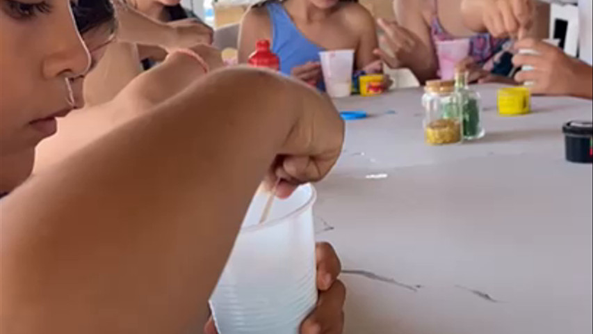 Animación para niños con manualidades