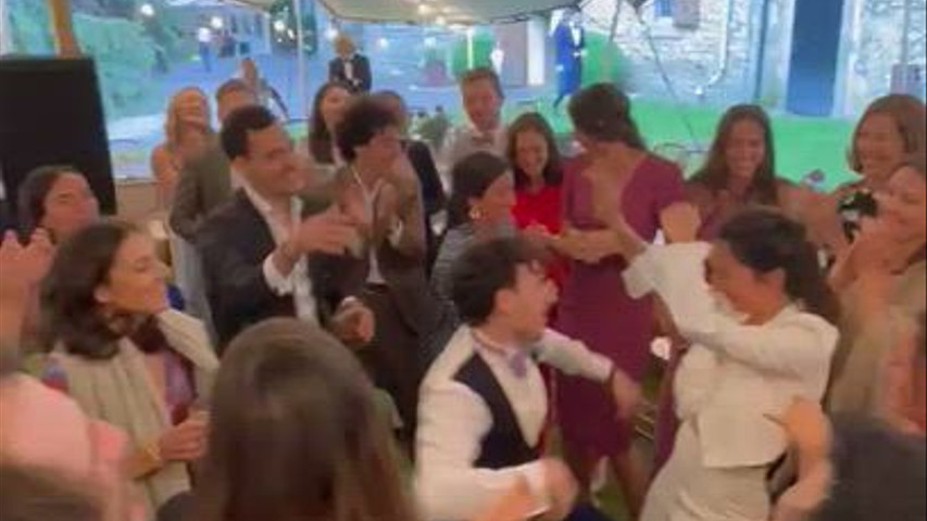 Actuación en una boda