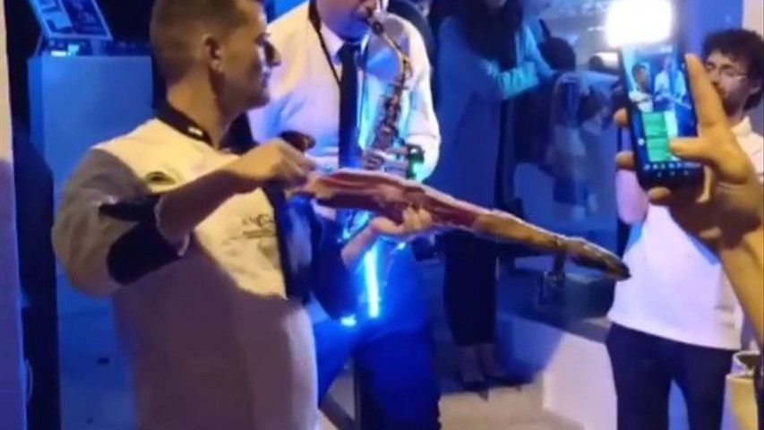 Saxo Benalmádena y jamón