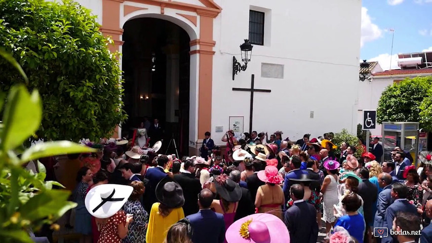 Salida de la iglesia