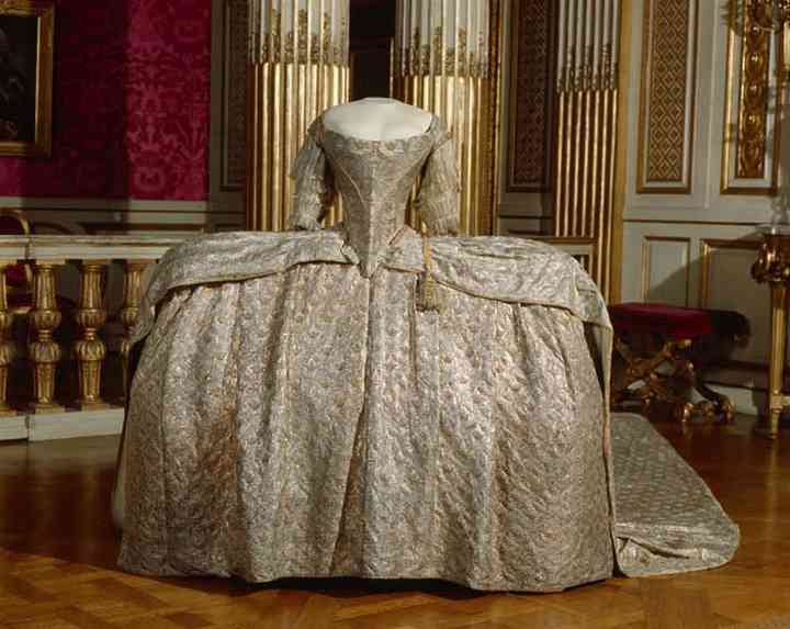 La historia del vestido de novia a través del tiempo