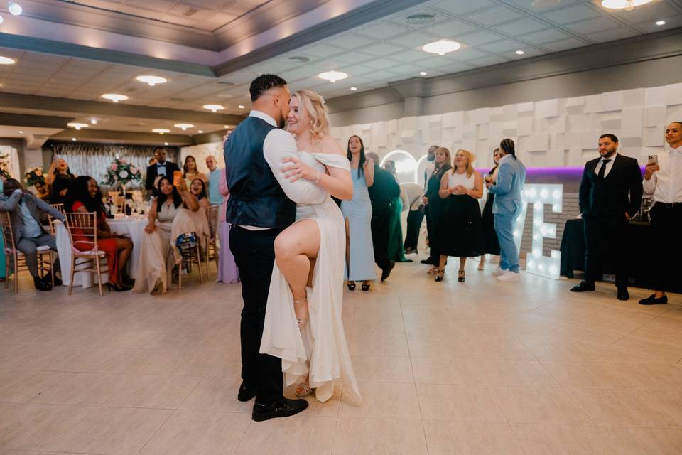 La boda de Mer y Anthony